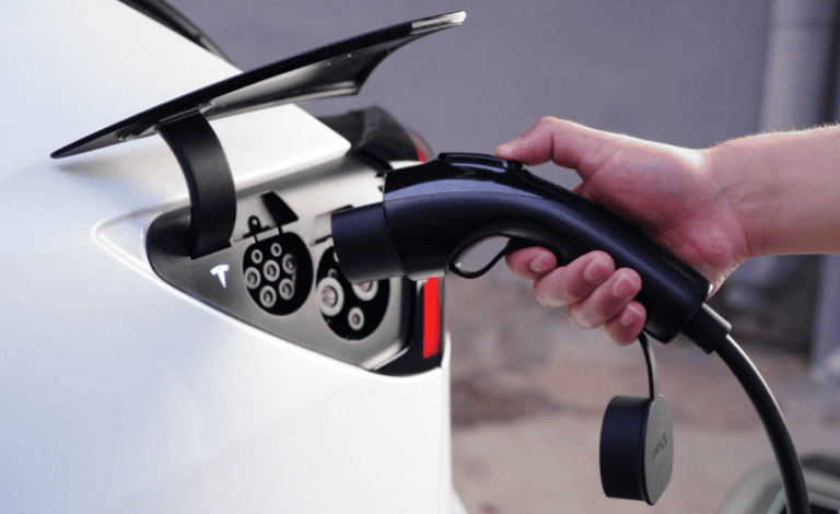 ev charger tethered or untethered